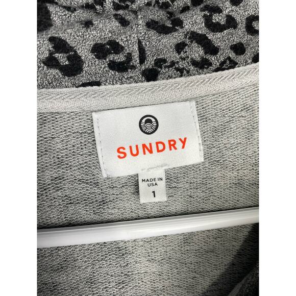 Sundry Hoodie Sz 1 Small Gray Black Leopard Full Zip Oversized Animal Print Soft - Picture 2 of 8